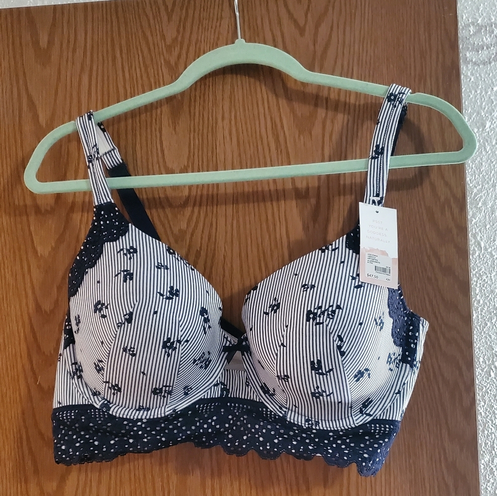 NWT Cacique Floral Striped Women's Bra